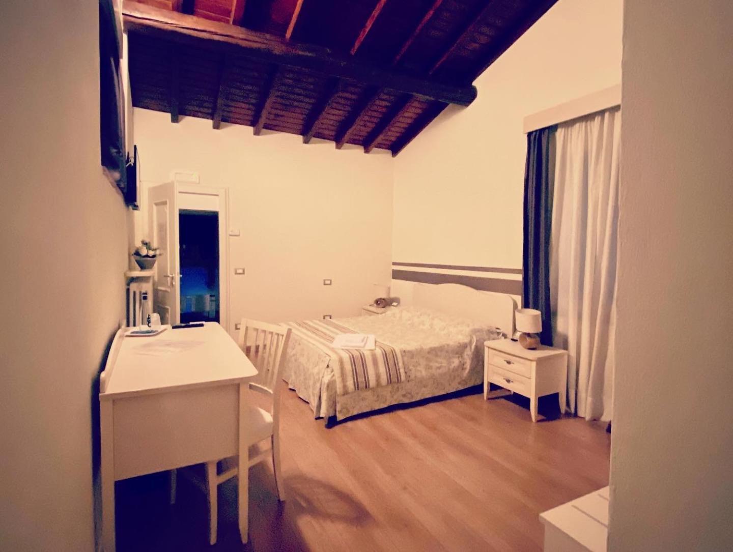 B&B Corte Delle Rose Castiglione Delle Stiviere Εξωτερικό φωτογραφία