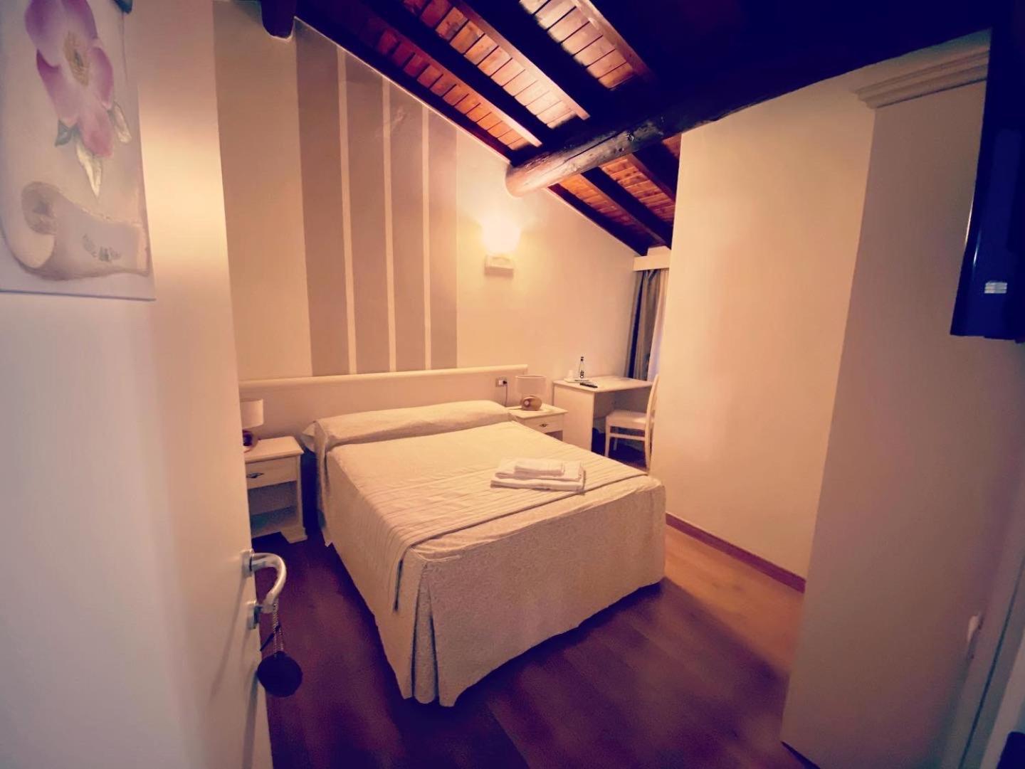 B&B Corte Delle Rose Castiglione Delle Stiviere Εξωτερικό φωτογραφία