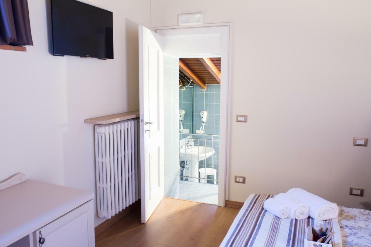 B&B Corte Delle Rose Castiglione Delle Stiviere Εξωτερικό φωτογραφία