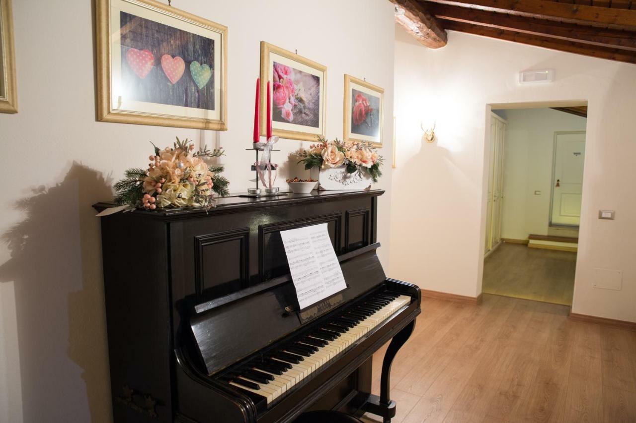 B&B Corte Delle Rose Castiglione Delle Stiviere Εξωτερικό φωτογραφία